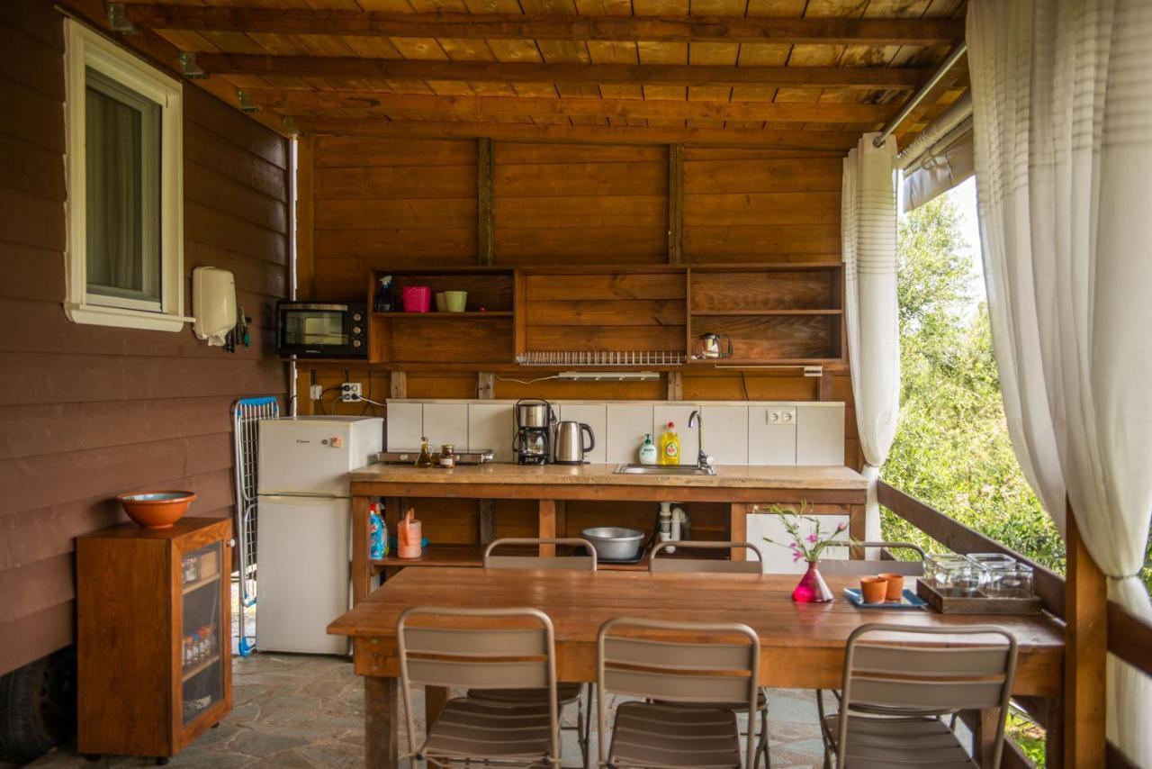 Hakuna Matata Holidays Wooden Lodge With Airco & Pool In Greek Olive Grove Methoni  Exteriér fotografie